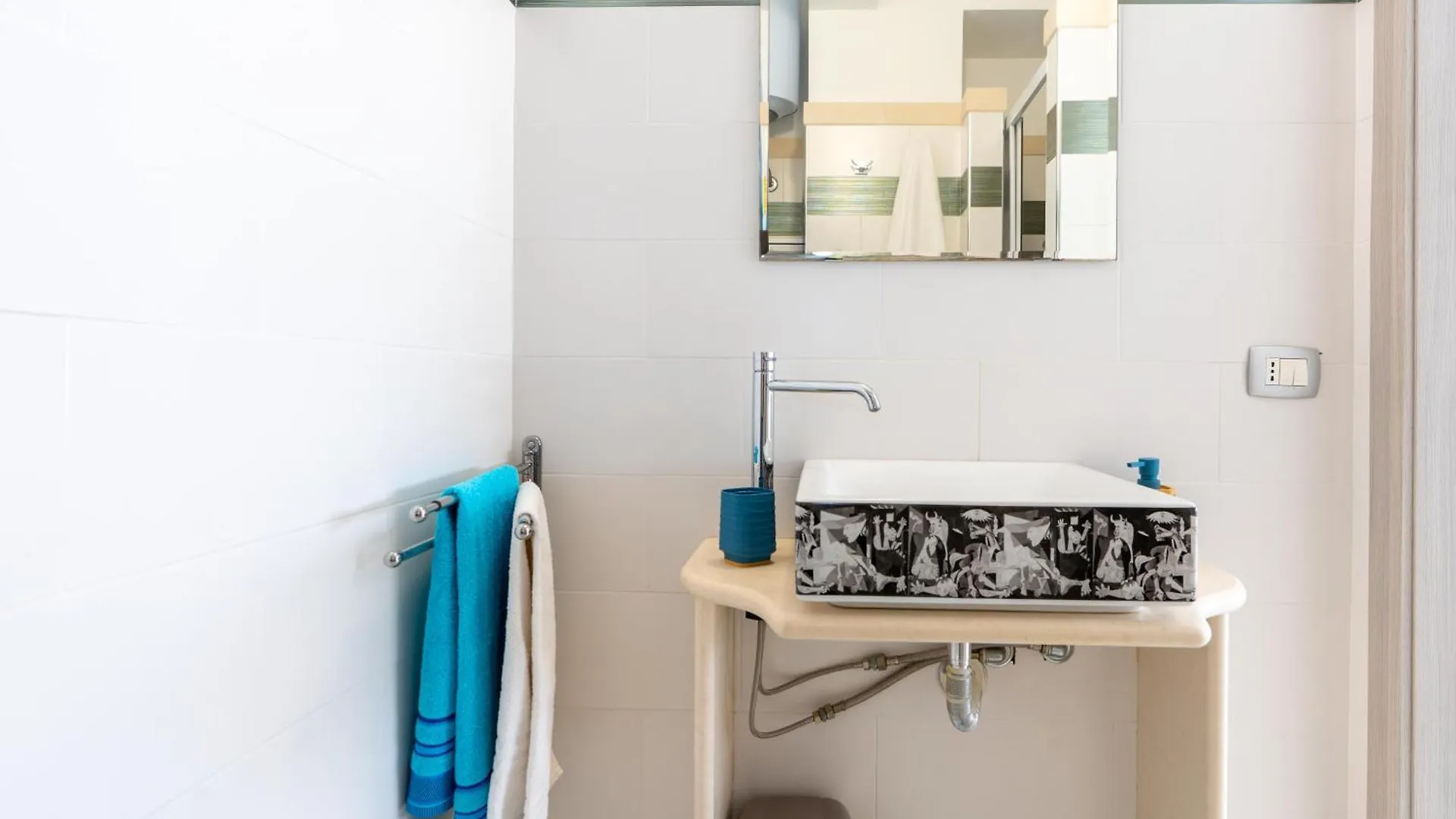 بوزالو Madagi Beachfront Apartments